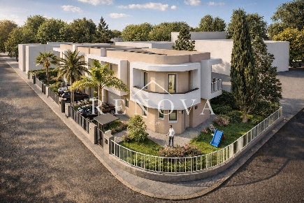 Foto Villa a schiera in Via Frassino 16, Peschiera del Garda Centro