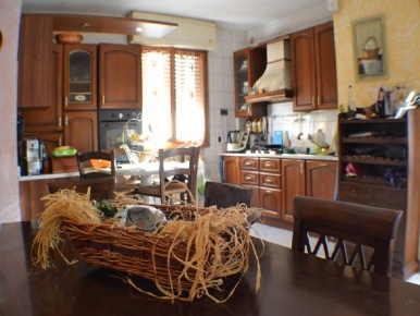 Foto Villa a schiera a Tresana Barbarasco di 140 m² con 6 locali in vendita