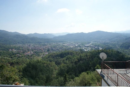 Foto Appartamento a Brugnato Bozzolo di 60 m² con 4 locali in vendita