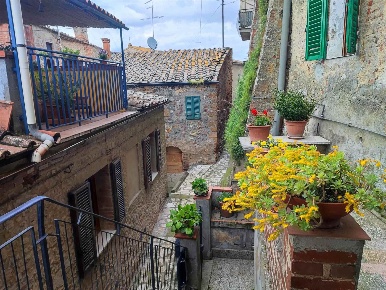 Foto Appartamento a Trequanda Petroio di 87 m² con 7 locali in vendita