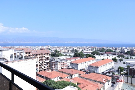 Foto Appartamento a Messina Viale Italia - Montepiselli di 125 m²