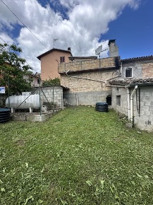 Foto Villa unifamiliare in Contrada Pastino, Tossicia di 126 m² in vendita