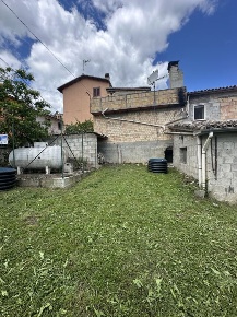 Foto Villa unifamiliare in Contrada Pastino, Tossicia di 126 m² in vendita