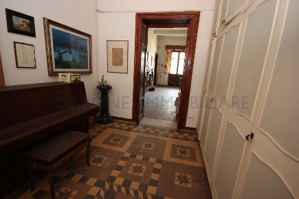 Foto Appartamento in via Quercioli, Massa di 185 m² con 6 locali in vendita