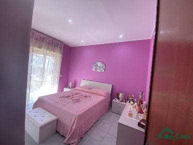 Foto Appartamento a Valdina Fondachello di 71 m² con 4 locali in vendita