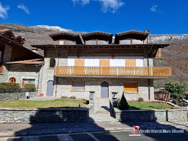 Foto Villa unifamiliare in Via Antonio Schivardi, Corteno Golgi in vendita