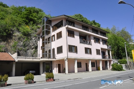 Foto Appartamento a Cascinette d'Ivrea di 90 m² con 4 locali in vendita