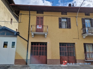 Foto Appartamento in Via Molino, Sonico Centro di 45 m² con 2 locali