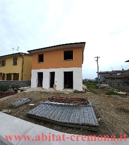 Foto Villa unifamiliare in via bardella, Pieve d'Olmi di 145 m² in vendita