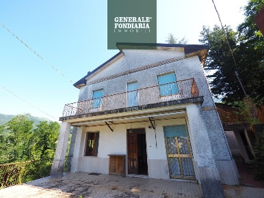 Foto Appartamento a Calice al Cornoviglio di 90 m² con 4 locali in vendita