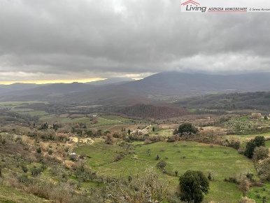 Foto Appartamento a Chiusdino di 281 m² con 5 locali in vendita