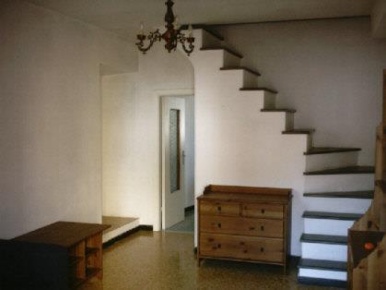 Foto Appartamento a Calice al Cornoviglio di 75 m² con 4 locali in vendita