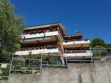 Foto Appartamento in VIA ASTI, Castagneto Po Centro di 100 m² con 4 locali