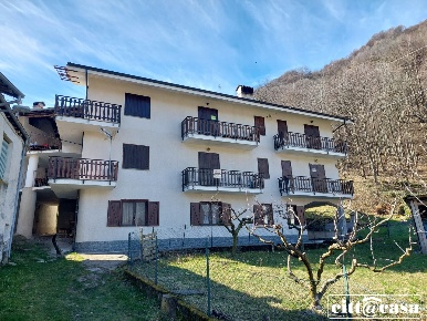 Foto Appartamento in Borgata Montigli, Locana di 67 m² con 2 locali
