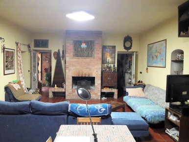 Foto Villa unifamiliare a Fubine Monferrato di 500 m² con 16 locali