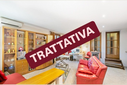 Foto Villa bifamiliare in PIAZZA EUROPA, Maclodio di 234 m² con 5 locali
