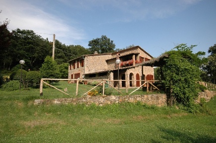 Foto Villa unifamiliare in Iesa, Monticiano di 220 m² con 10 locali