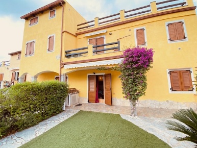 Foto Appartamento a Viddalba di 60 m² con 5 locali in vendita