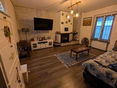 Foto Villa unifamiliare in Via Salerno, Arena Po di 125 m² con 3 locali