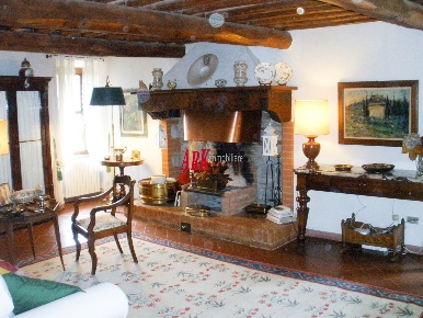 Foto Villa unifamiliare in via del colle, Radda in Chianti di 200 m²
