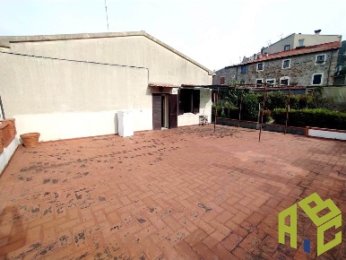 Foto Villa unifamiliare a Castellina Marittima in vendita