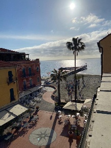 Foto Appartamento in Via Dante Alighieri, Laigueglia di 100 m² con 3 locali