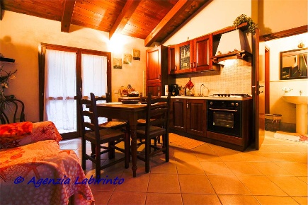 Foto Appartamento in Via delle Carbonaie, Dovadola di 47 m² con 2 locali