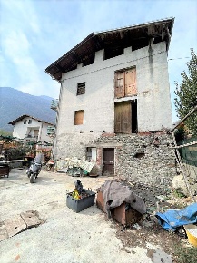 Foto Appartamento in Via Mario Colliard  74, Hône Centro in vendita