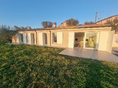 Foto Villa unifamiliare in VIA CAPUCCINI 1, Sarzana in vendita