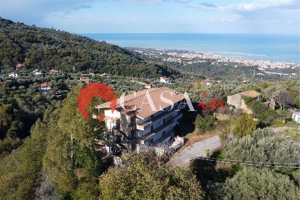 Foto Appartamento in Contrada Faia, Militello Rosmarino di 100 m²