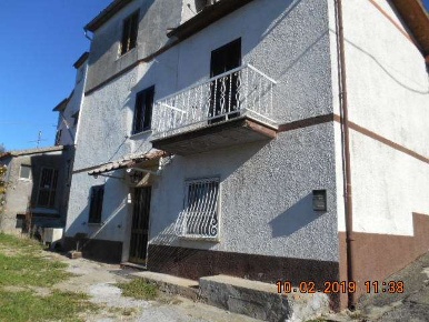 Foto Appartamento in cocciano, Guardea di 91 m² con 4 locali in affitto