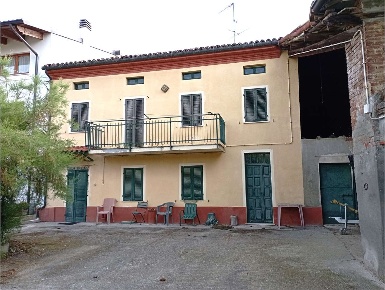 Foto Villa unifamiliare in strada del po  5, Pecetto di Valenza Pellizzari