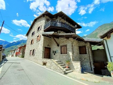 Foto Appartamento in Plout, Montjovet in vendita