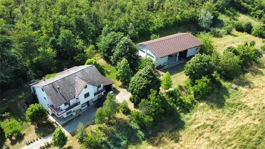 Foto Villa unifamiliare in Località basso erro 18, Melazzo di 450 m²