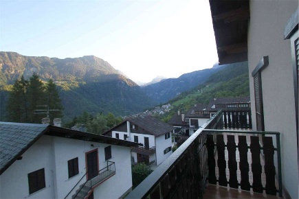 Foto Villa a schiera a Caspoggio di 140 m² con 4 locali in vendita