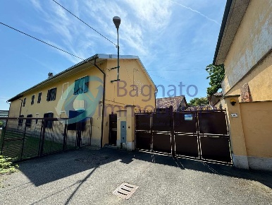 Foto Villa unifamiliare in Via Giuseppe Garibaldi 4, Casalino Centro
