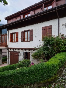 Foto Villa unifamiliare in NAZIONALE 24, Vezza d'Oglio di 290 m² in vendita