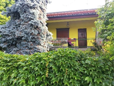 Foto Villa unifamiliare in Via Ramata  25, Virle Piemonte di 140 m²