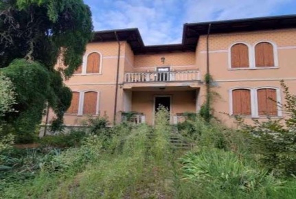Foto Villa unifamiliare in Via Carmignano, Sant'Urbano Carmignano di 596 m²