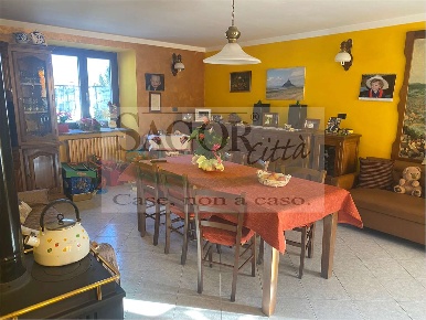 Foto Appartamento in Borgata Ronchi 10, San Germano Chisone di 300 m²