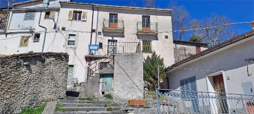 Foto Appartamento in Via San bartolomeo 18, Rionero Sannitico Centro