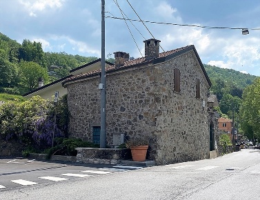 Foto Abitazione tipica in Via Roma 7, Varese Ligure Centro di 90 m²