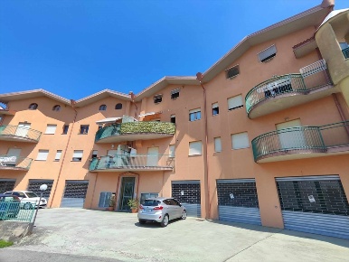 Foto Appartamento in VIA DEL MERONE 14, Santo Stefano di Rogliano Centro