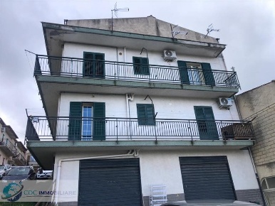 Foto Appartamento in via Francesco Crispi  Palazzo Adriano, Palazzo Adriano