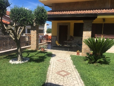 Foto Villa unifamiliare in via belvedere, San Potito Ultra di 210 m²