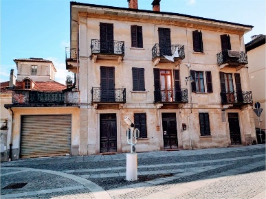 Foto Appartamento in PIAZZA MORANDINI, Piedimulera Centro di 200 m²