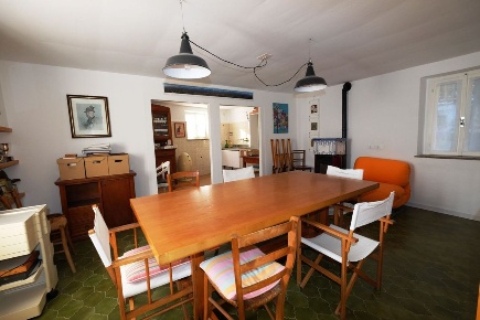 Foto Villa a schiera a Fanna di 182 m² con 4 locali in vendita
