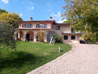 Foto Villa singola in VIA CAMPIGLIANO, Rivodutri Campigliano di 400 m²