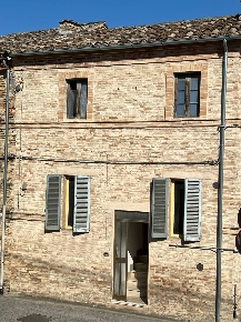 Foto Appartamento a Ponzano di Fermo di 80 m² con 3 locali in vendita