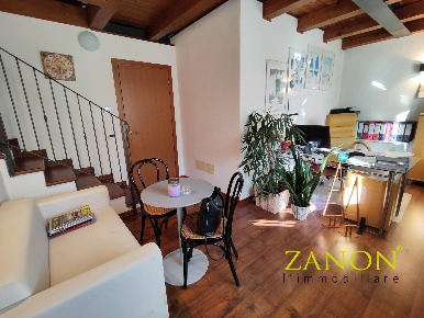 Foto Appartamento in Piazza Vittoria, Capriva del Friuli di 90 m²